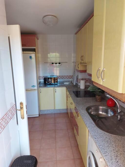 Apartamento Con Vistas Al Mar. Salobreña Kültér fotó