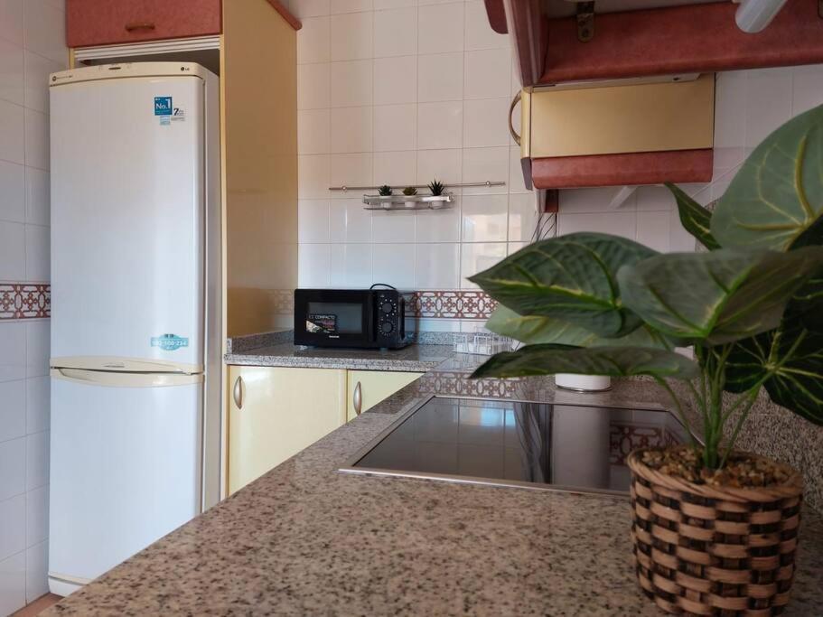 Apartamento Con Vistas Al Mar. Salobreña Kültér fotó