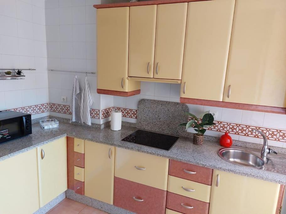 Apartamento Con Vistas Al Mar. Salobreña Kültér fotó